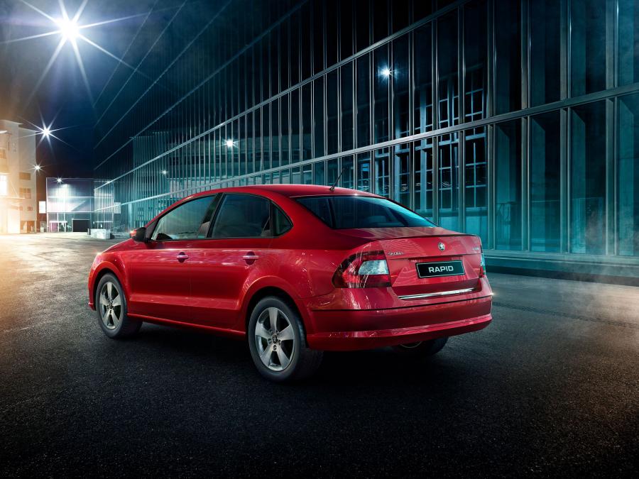  Skoda Rapid 2017 года  (IN) (фото 2 из 5)